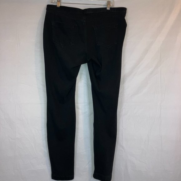 Hue Quilted Knee Black Zipper Pocket Jeggings Womens Size XL - Picture 10 of 11